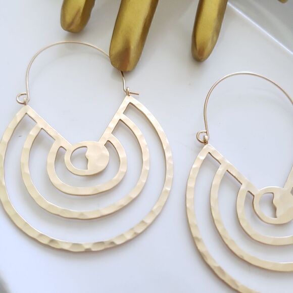 New! Zara Circles Hoop Earrings - Picture 6 of 12
